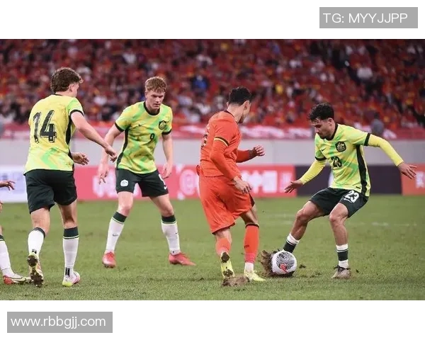 足球踢假球现象严重影响赛事公正性与球迷信任亟需加强监管与惩罚措施