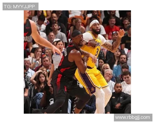 湖人对热火四节比分分析及比赛精彩瞬间回顾